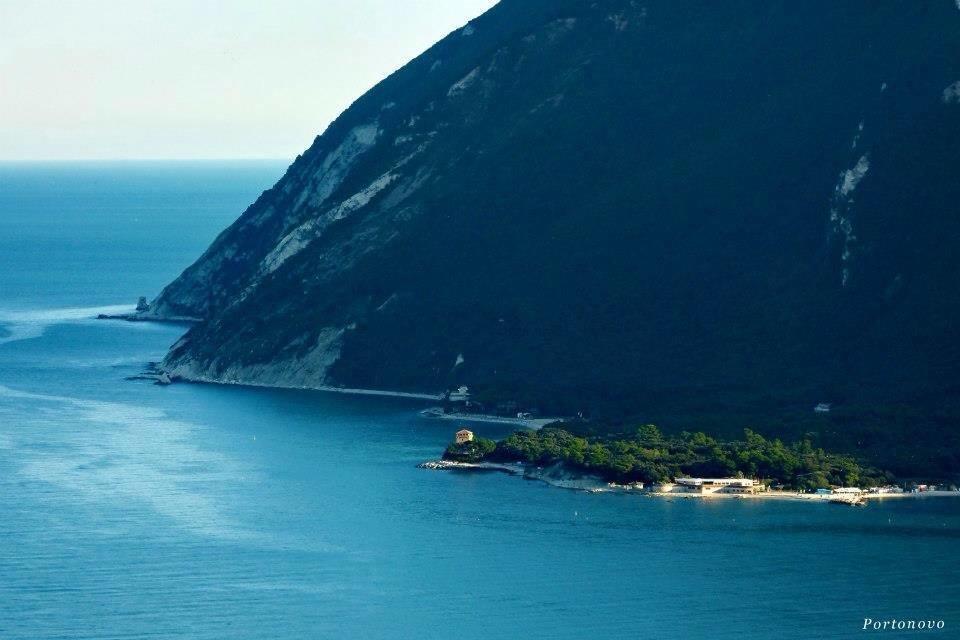 Camping Village Riviera Numana Εξωτερικό φωτογραφία