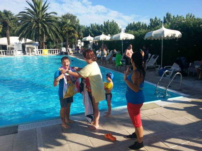 Camping Village Riviera Numana Εξωτερικό φωτογραφία